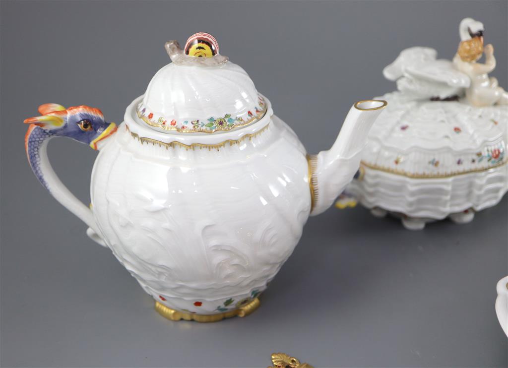 A group of modern Meissen copies of the Swan service, post-war,